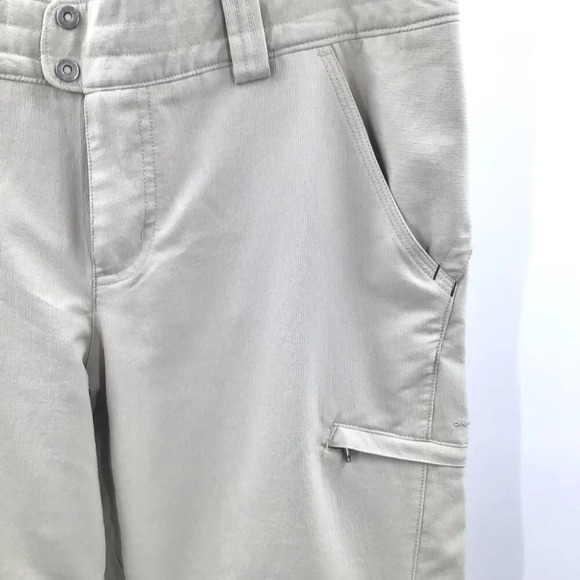 Womens Columbia Titanium Cargo Pants 10 OmniTech Convertible Shorts Khaki Vented - Picture 8 of 13